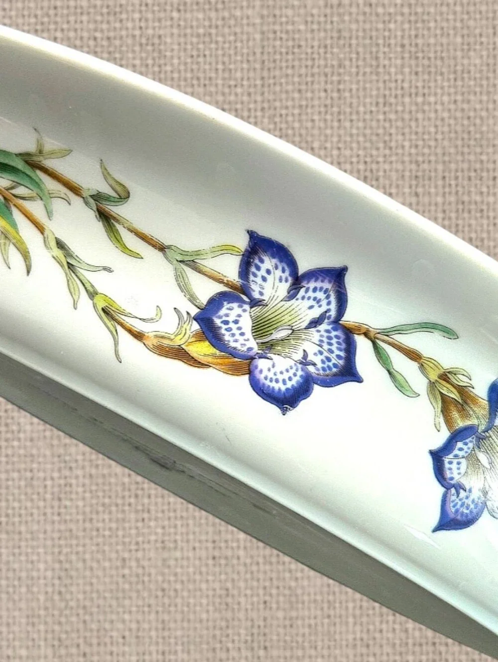 Vintage Spode Stafford Flowers 11.5